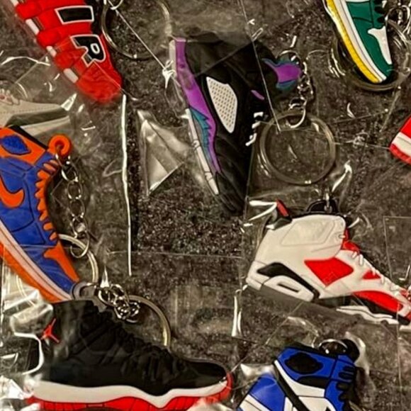 Sneakers Keychains Logo Shoe Bag Charms - Set of 10 - Picture 9 of 14